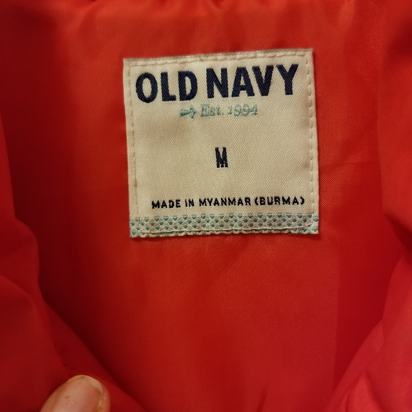 Old Navy medium vest - Picture 4 of 5